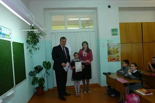 директор школы 23 сарапул. школа 23 сарапул. школа 13 сарапул учителя. школа 9 сарапул. школа номер 9 города сарапул.