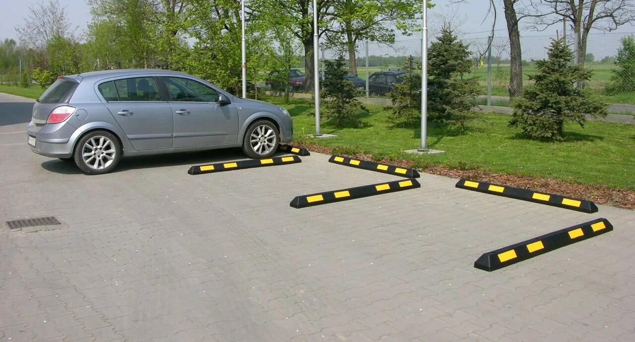 Препятствия для автомобиля