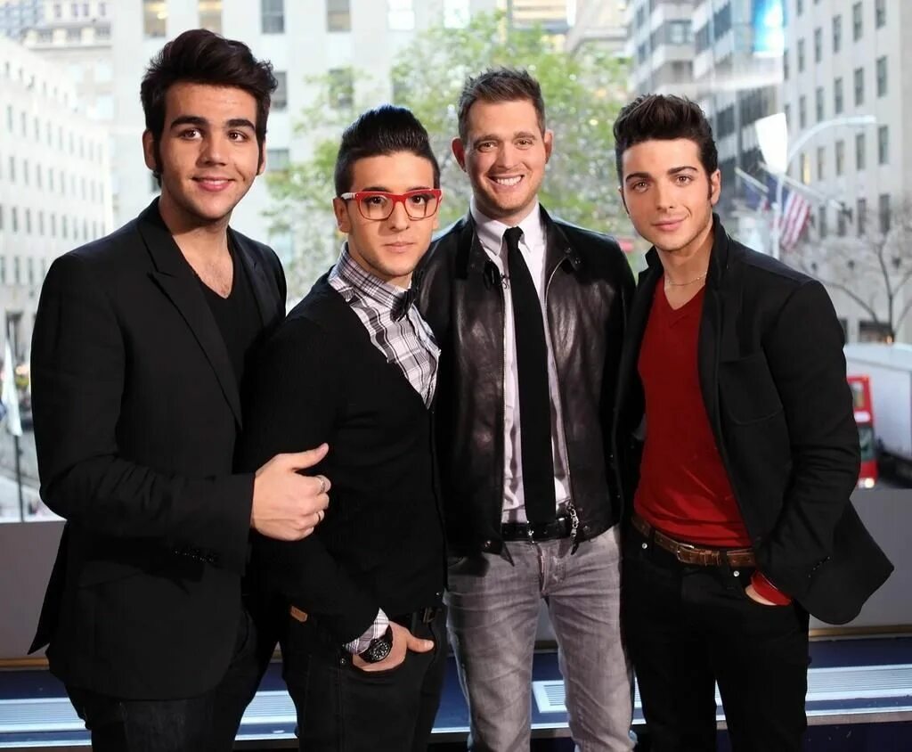 Трио итальянских молодых. Группа il Volo. Трио il Volo. Трио il Volo биография. Итальянская группа ll Volo.