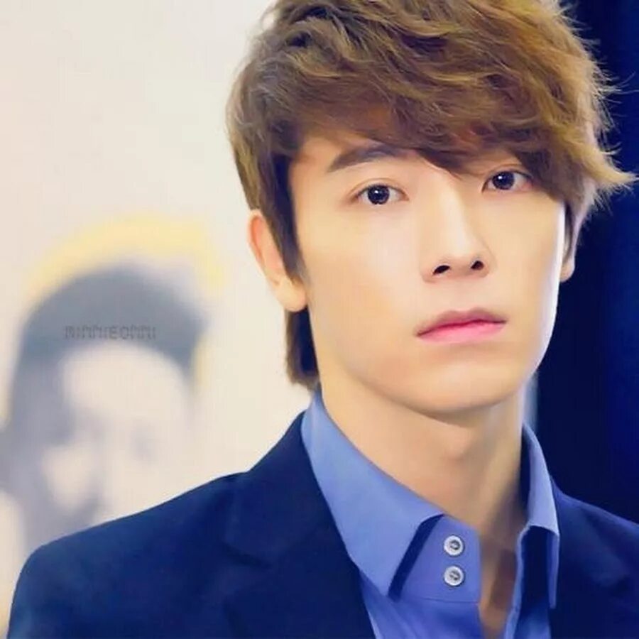 Донхэ корея. Super Junior Донхэ. Lee Donghae. Ли мин Хо супер Джуниор. Donghae Корея.