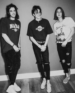 Chase atlantic playlist