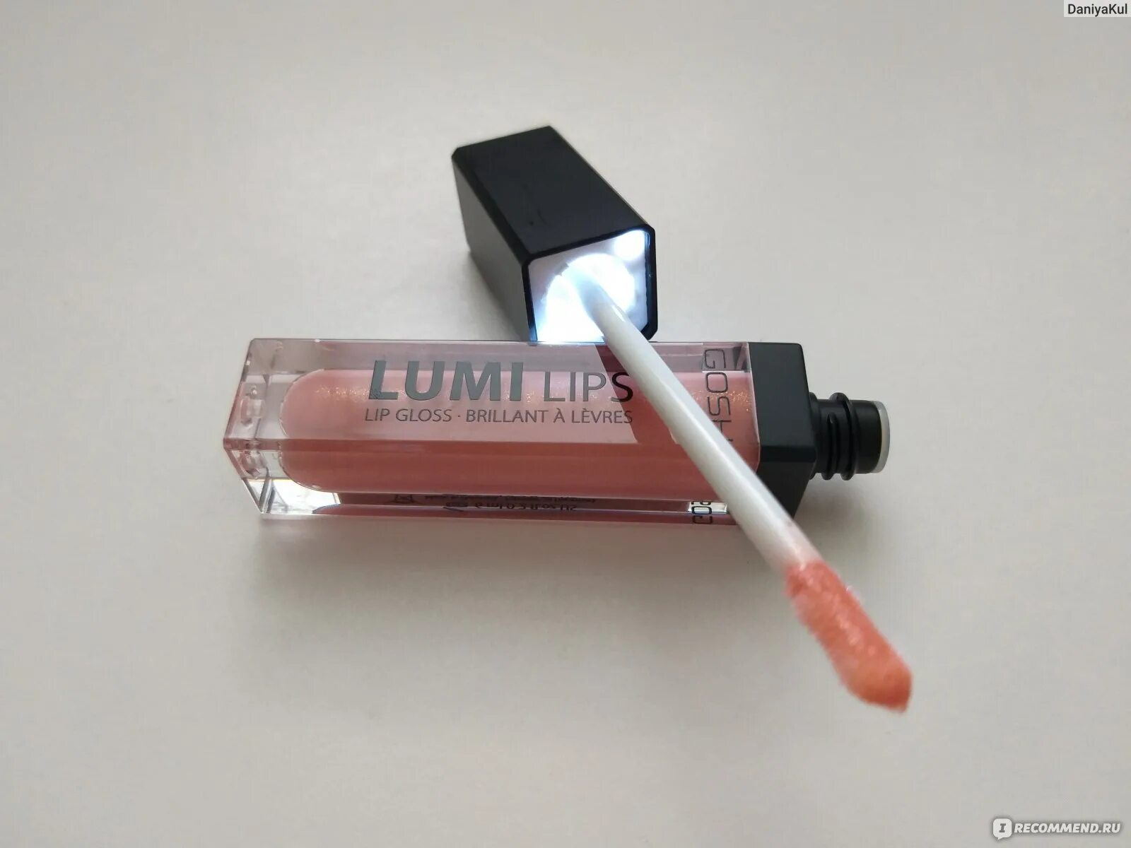 Блеск для губ гош. Gosh Lumi Lips 002. Gosh блеск для губ с подсветкой. Gosh Lumi Lips Lip Gloss. Gosh блеск для губ Lumi Lips Lip Gloss с подстветкой, 6 мл, 001.