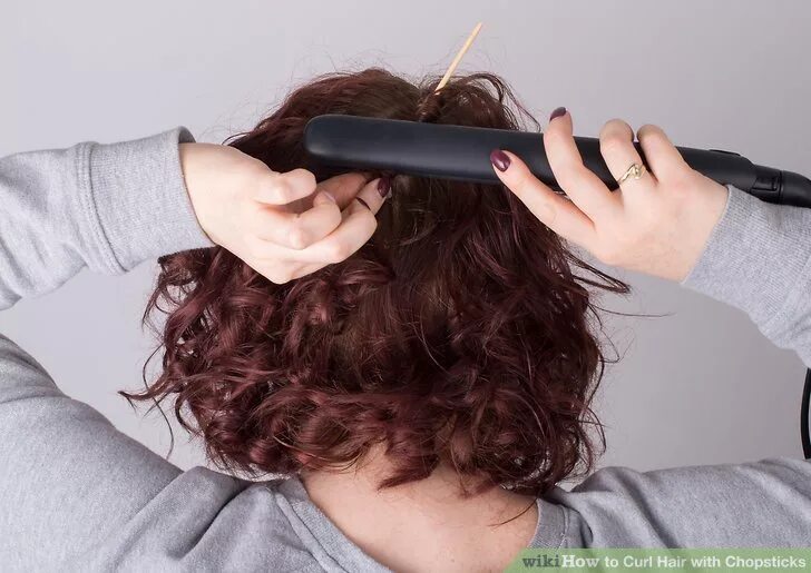 How to curl. Палка для закручивания волос. Пучок с палочками для волос. Прически с палочками для волос на длинные волосы. Палки в прическе.