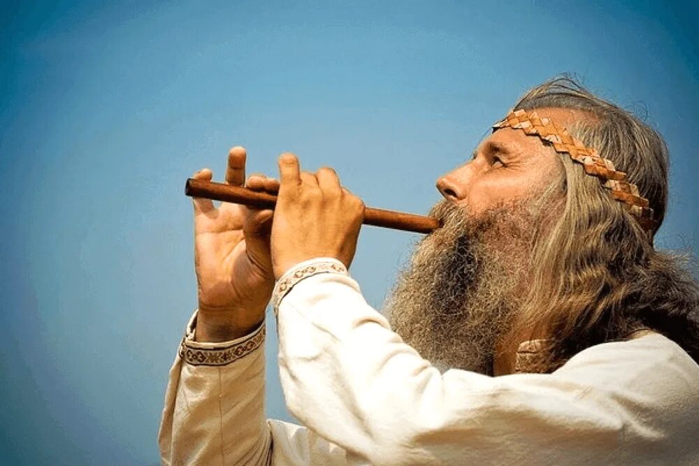 Сказки о музыке и музыкантах. Священники играют в мяч. Паоло баччанелла органист. Православный священник. Священнослужитель играл на музыкальном инструменте.