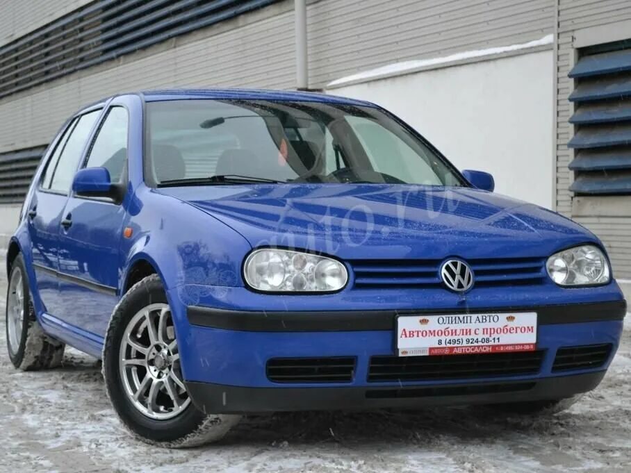 авто с пробегом гольф 4. фольксваген гольф универсал 2001. 6. 4 16 v 75 л. фольксваген гольф 4 синий.