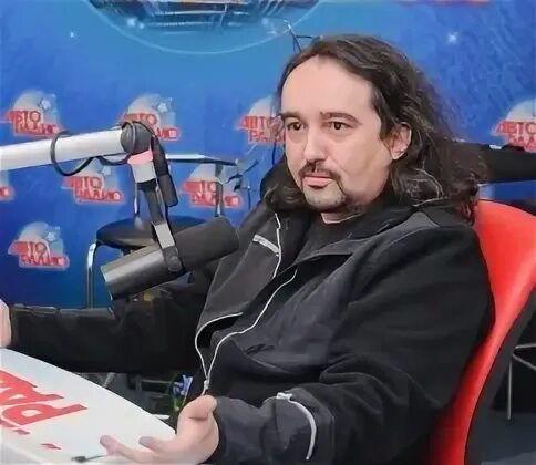 Ткачев комментатор. Ткачев комментатор. Александр ткачёв комментатор. Ткачев комментатор. Хоккейный комментатор ткачев.