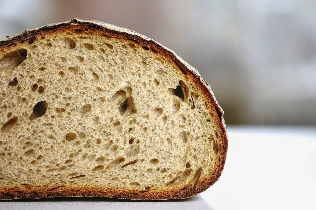 Хлеб. Хлебо будочные изделия. Хлеб в разрезе. Хлеб фото. В хлебе есть мясо