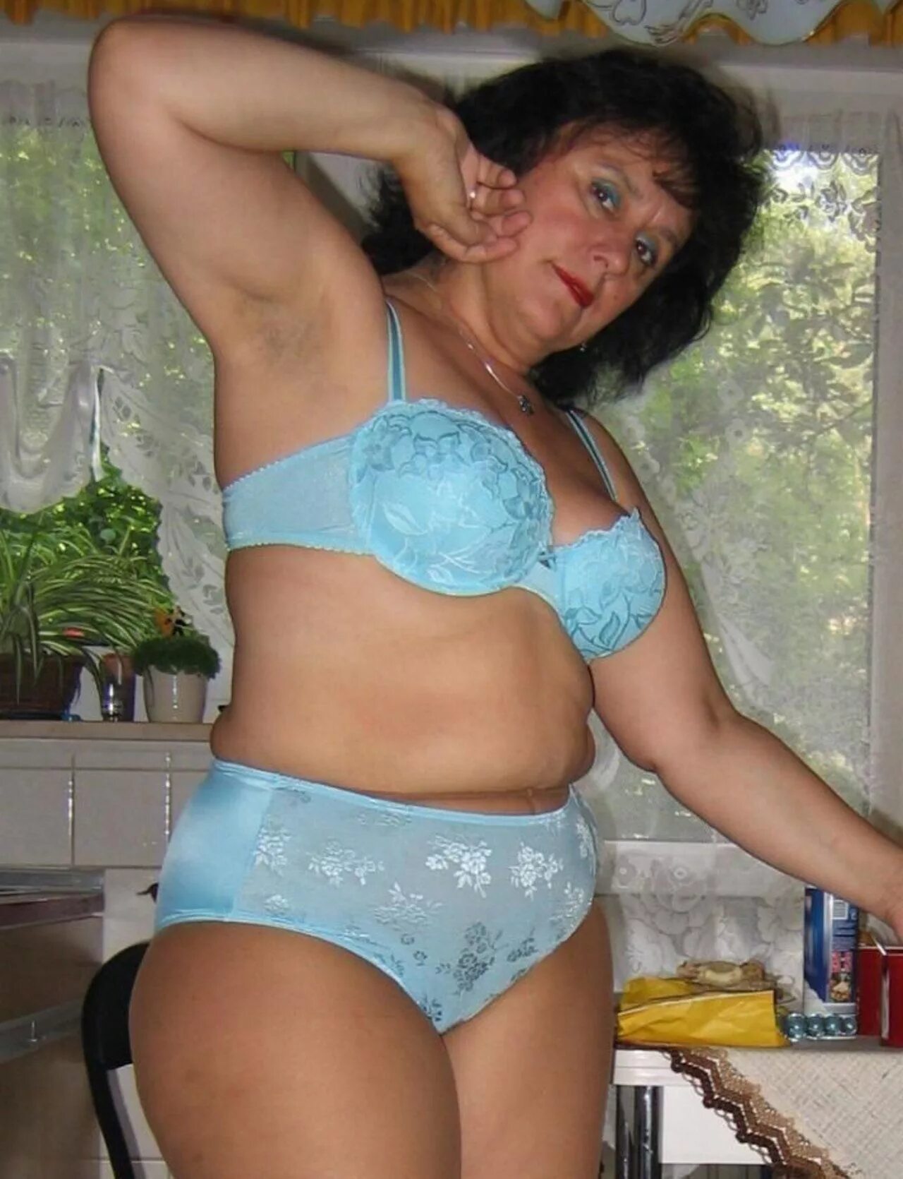 Smelly knickers. Hairy mom panties. Fitting panties. Фотогалерея женские dirty panties and bra. Hairy mom panties.