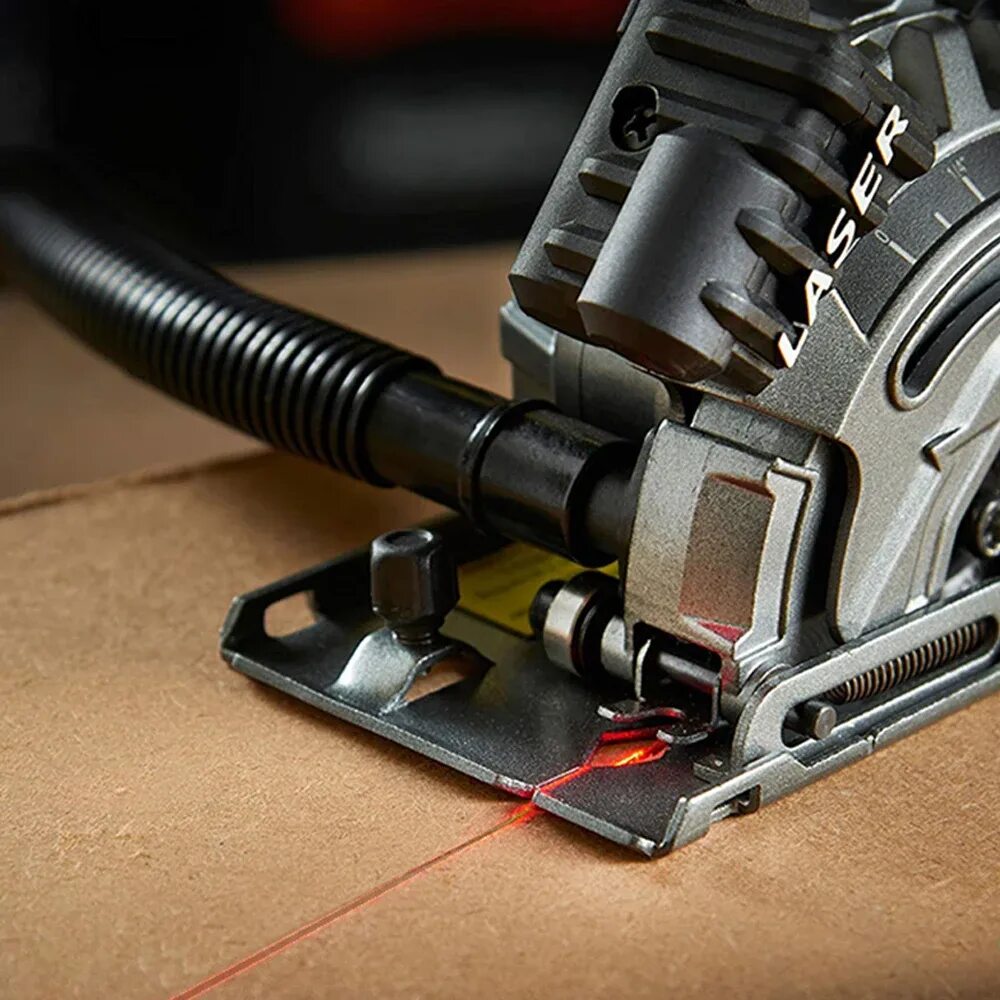 Точность резки. Mini circular saw 705w. Циркулярная пила с лазерной направляющей p pcsi200l. Ручная циркулярка с лазером. Мини циркулярка.