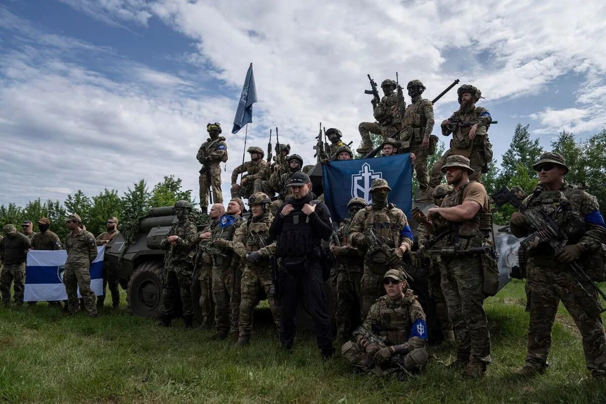 Рдк и легион свобода россии. РДК российский добровольческий корпус. Русский добровольческий Легион на Украине. Бойцы России. Бойцы РДК.