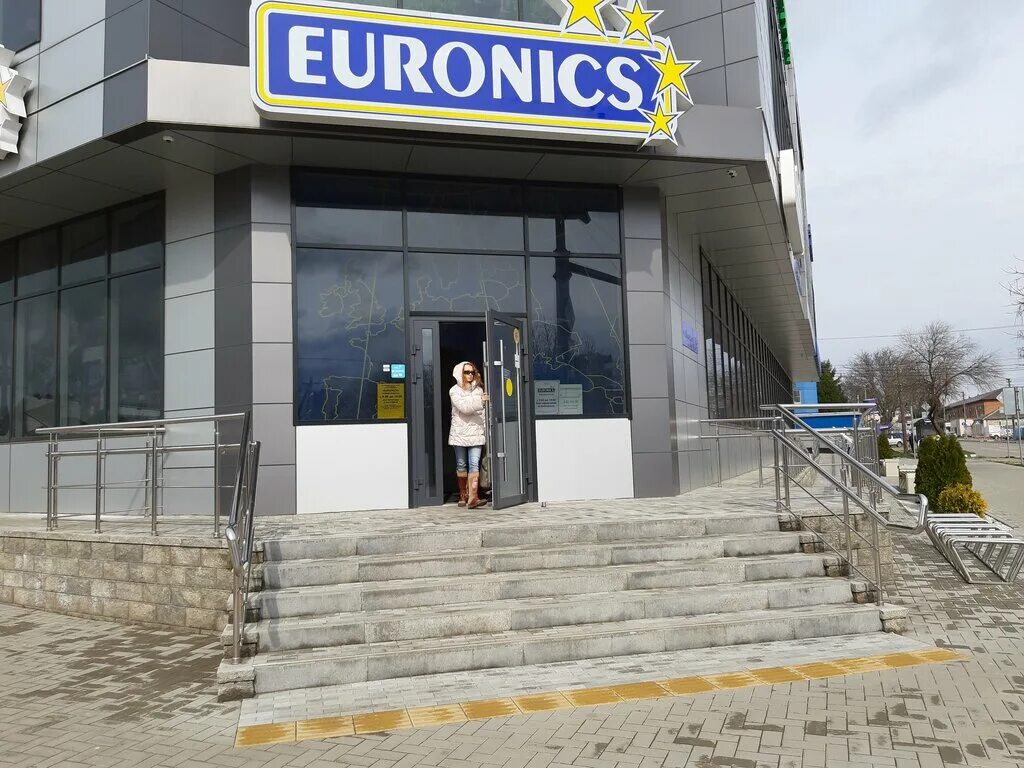 магазины в усть-лабинске. ободовского 27 усть-лабинск. магазины. мостовская мебельная фабрика диваны. 585 ювелирный магазин лабинск.