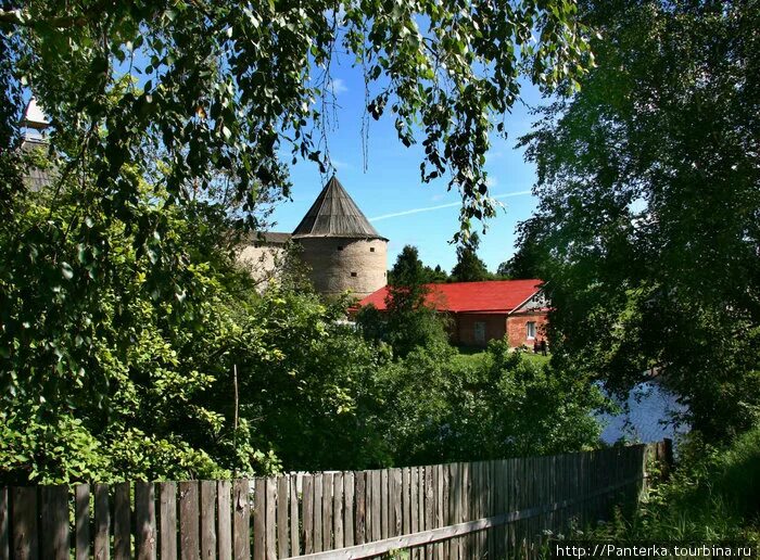 Старая Ладога крепость музей. Краеведческий музей Ладога. Сказочный городок Старая Ладога. Старая Ладога дом музей купца. Погода в старой ладоге на неделю