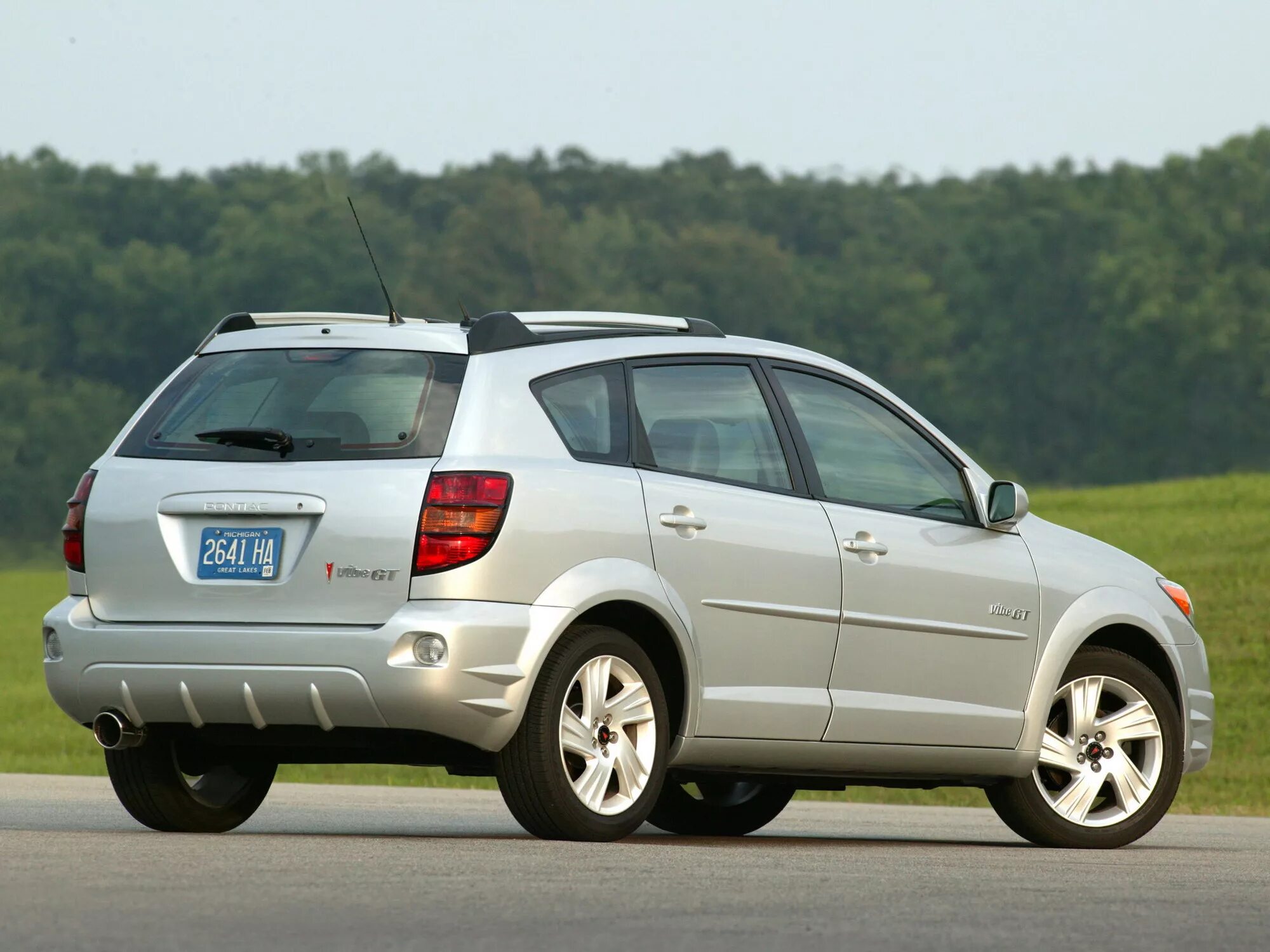 Понтиак Vibe 2003. Понтиак Вайб gt 2003. Pontiac Vibe 2002. Pontiac Vibe gt (2002).