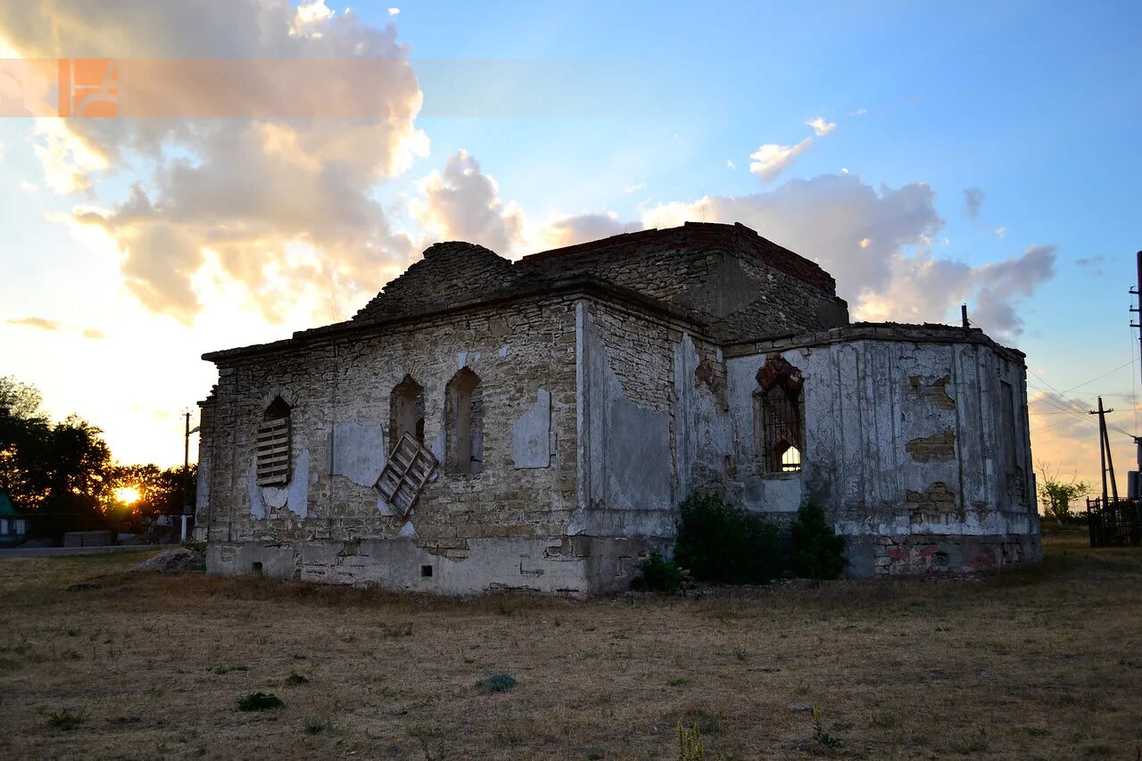 Г ивановка. Троицкий храм Ивановка. Село Ивановка храм. Храм Троицы Ивановка Ростовская область. Троицкий храм село Ивановка.