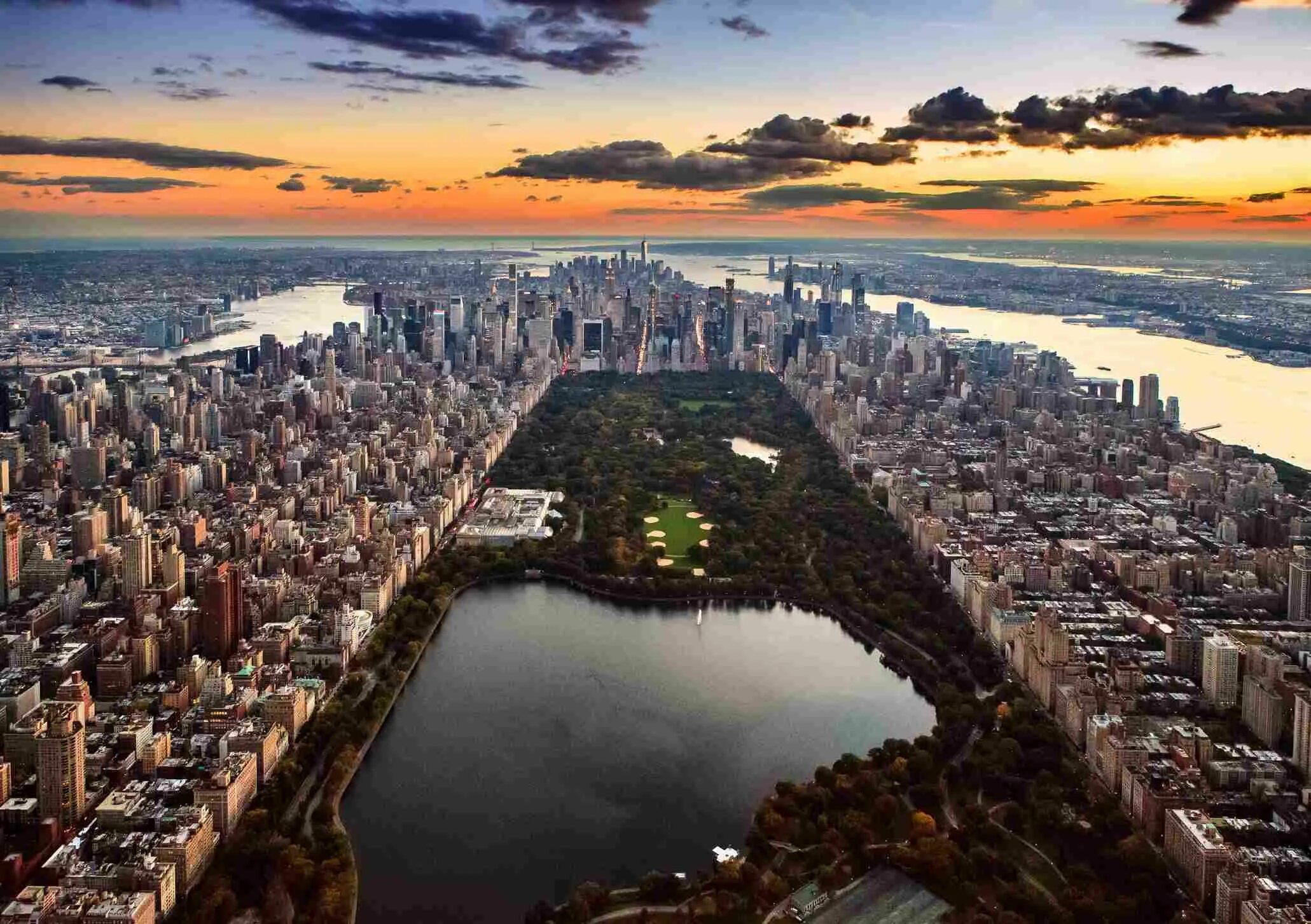 Манхэттен остров в Нью-Йорке. Нью-Йорк Сити Манхэттен. Район Манхэттен в Нью-Йорке. Центральный парк Нью-Йорк 2022.