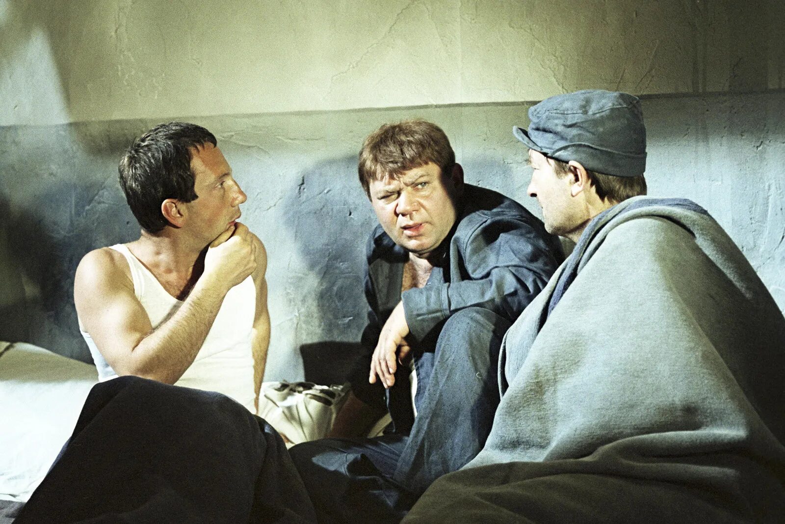 Евгений леонов джентльмены удачи. Жизнь доцента. Доцент джентльмены удачи. Джентльмены удачи 1971. ).