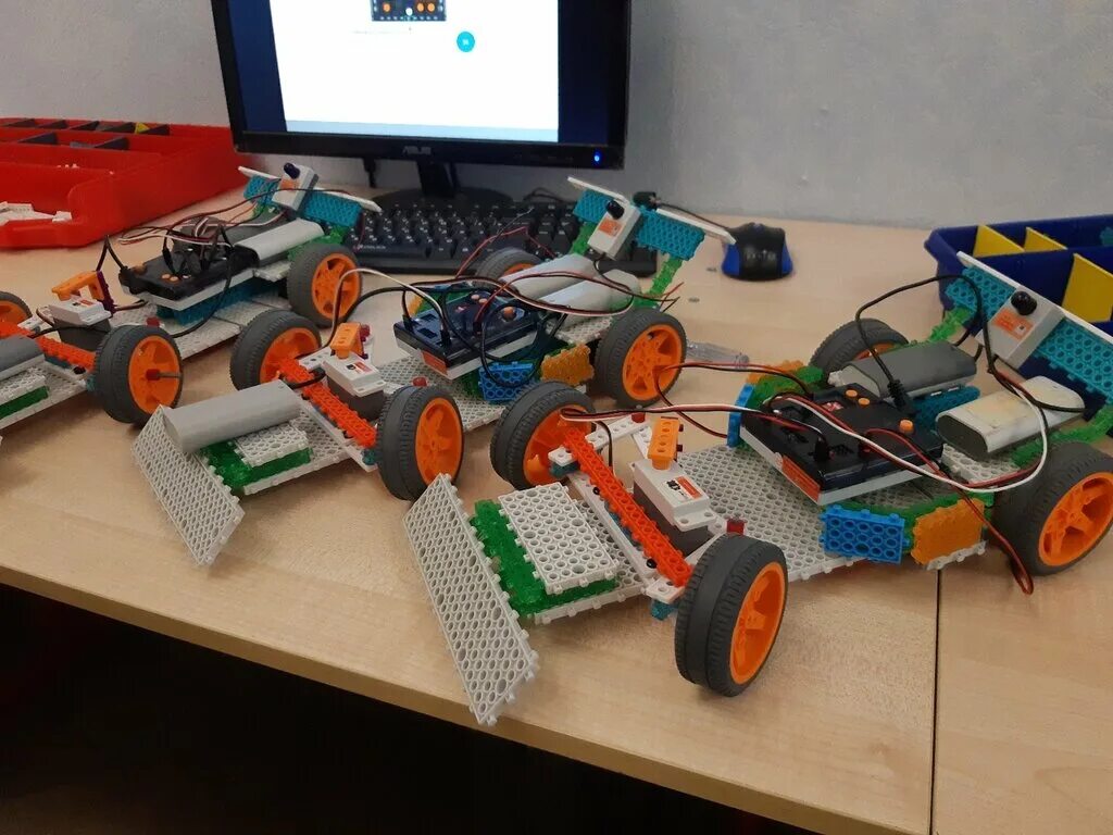 Конструктор роботрек малыш 2. Роботрек. Набор робототехники роботрек малыш. Конструктор роботрек «базовый». Конструктор роботрек mrt 3.