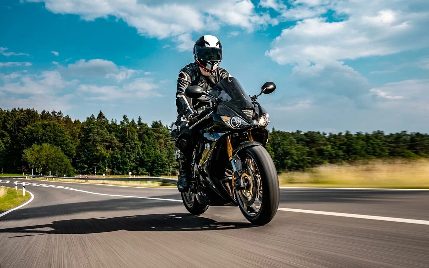 Motorcycle photo. Suzuki gs500f 2007. Сузуки h2. Motostock 22. Мотоцикл сток фото.