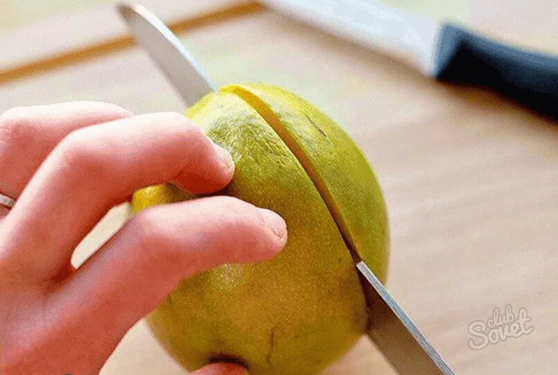 Как быстро почистить манго. Как есть манго. как правильно нарезать манго с косточкой. манго разрезанное с косточкой. как правильно разрезать манго с косточкой.