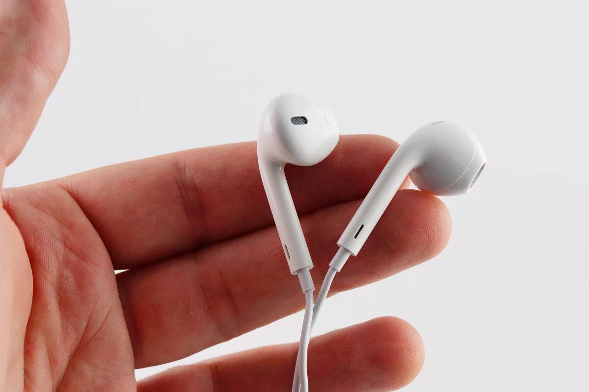 Наушники Apple Earpods 3.5. Проводная гарнитура Apple Earpods (3.5 mm) белый. Наушники Apple ma850. Проводные наушники Apple Earpods. Наушники apple сравнение