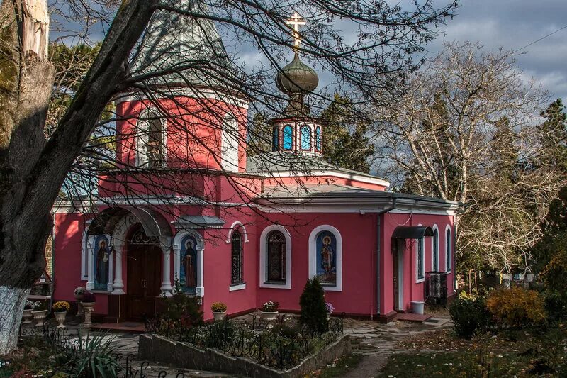 Топловский Свято-Параскевиевский женский монастырь. Храм Святой Параскевы в Крыму. Топловский Троице-Параскевиевский женский монастырь в Крыму. Тополевка женский монастырь Святой Параскевы. Топловский монастырь сайт