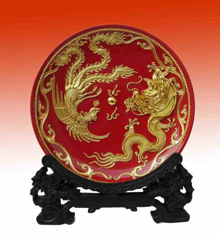 Символом китая является. ДПИ древнего Китая дракон. Феникс символ императрицы Китай. Династия Хань шкатулки. Дракон династии Цинь.