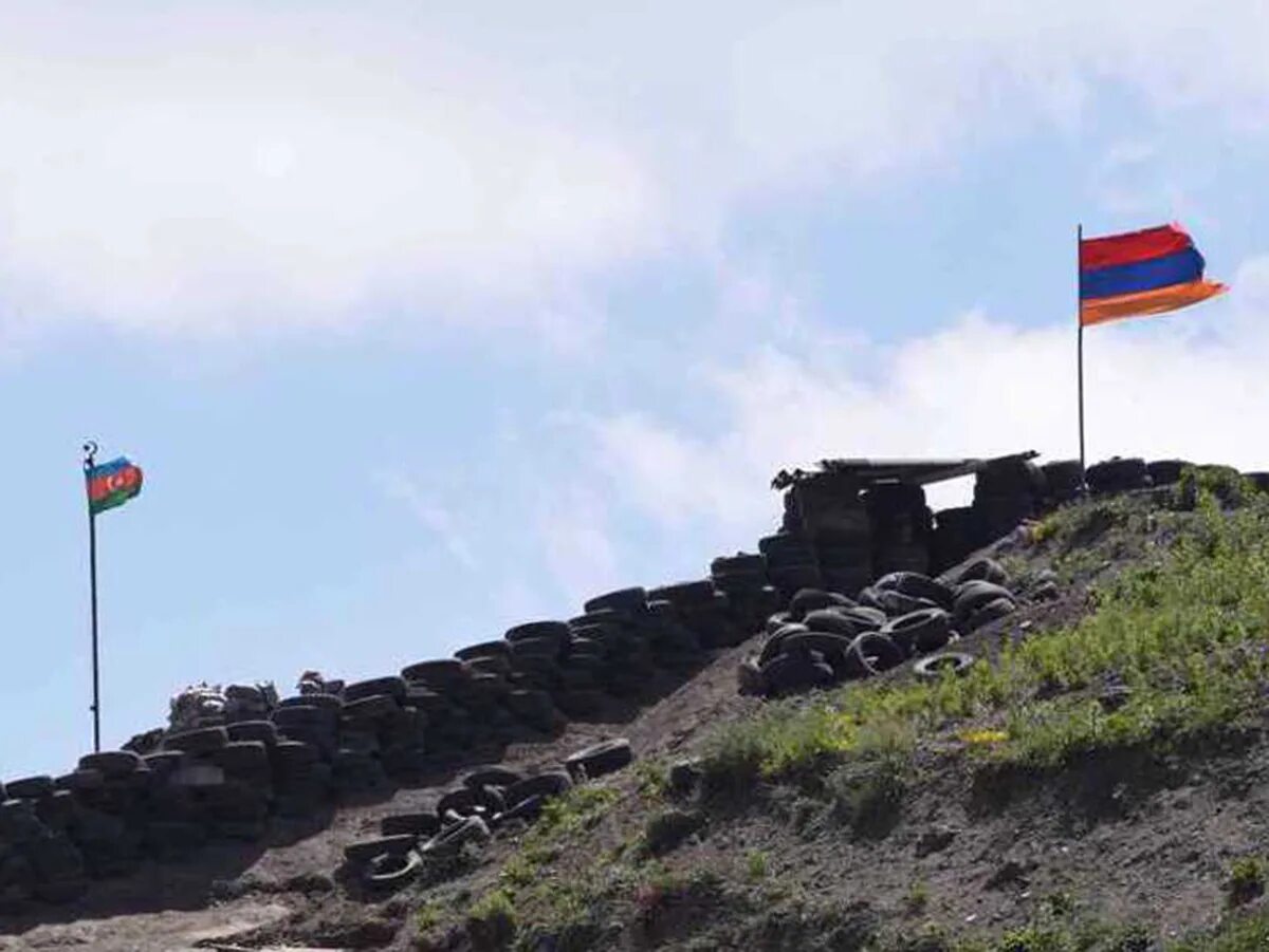 Армения открыл граница