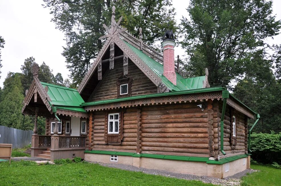 Усадьба в сергиевом посаде абрамцево. Подмосковная усадьба абрамцево. Абрамцево музей усадьба. Русский писатель владелец усадьбы абрамцево. Русский писатель владелец усадьбы абрамцево.