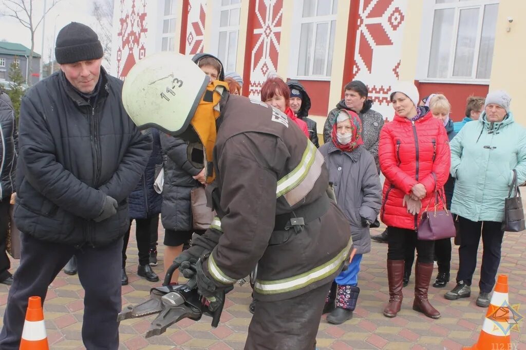 Слушать новости без рекламы