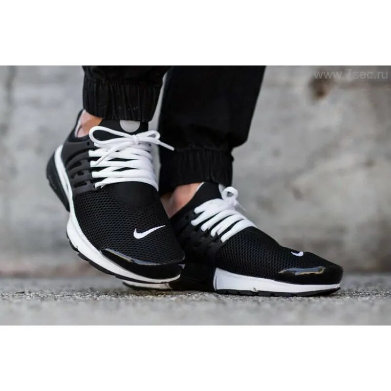 Аир престо. Nike Presto Black and White. Nike Air Presto 2015. Nike Air Presto. Nike Air Presto Black.