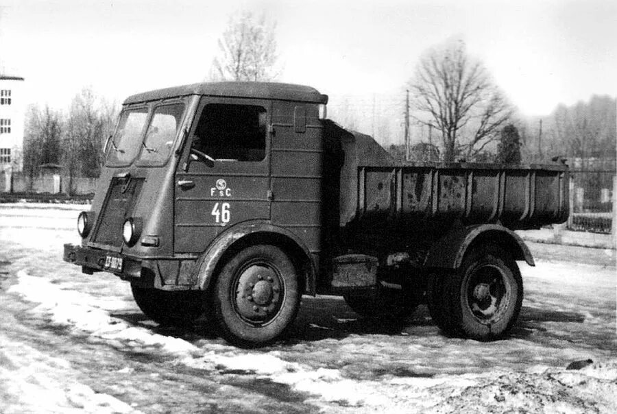 Польский грузовик. Польские Грузовики. Польский грузовик Стар. Стар 266 грузовик Польша. Польский грузовик Стар-200.