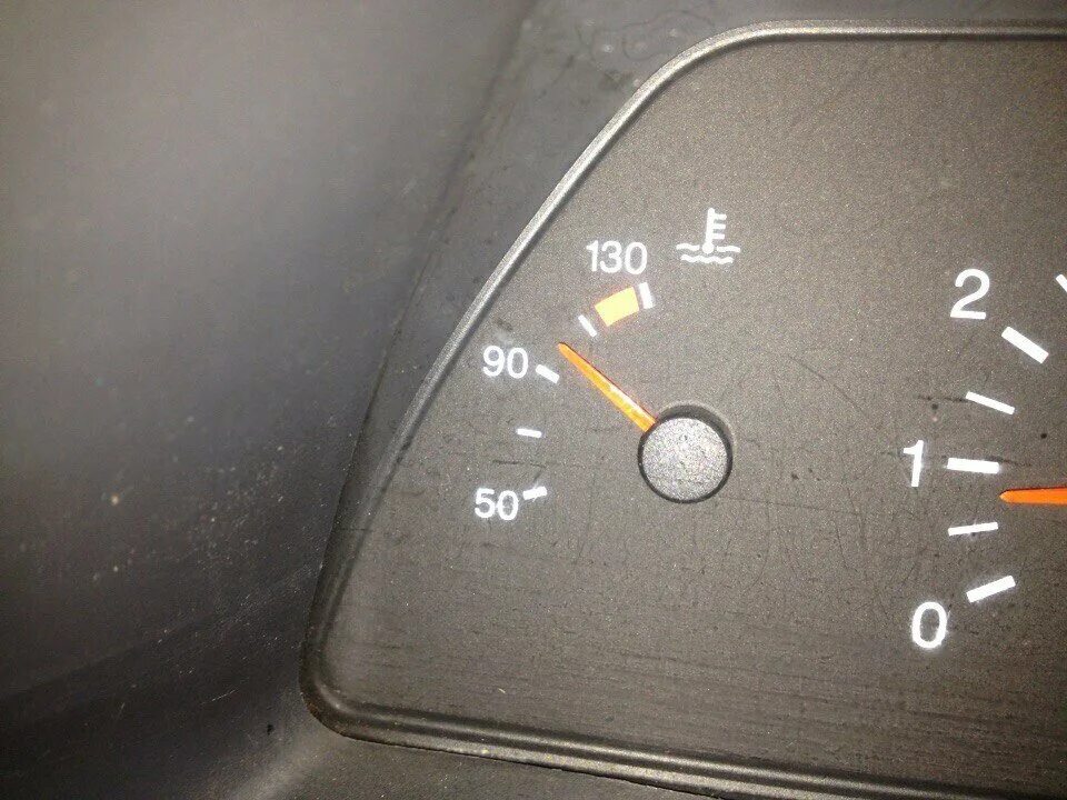 Шкала температуры ваз 2110. Температура ваз. Нормальная рабочая температура двигателя ваз 2110 16 клапанов. Температура ваз. Чек двигателя 2114.