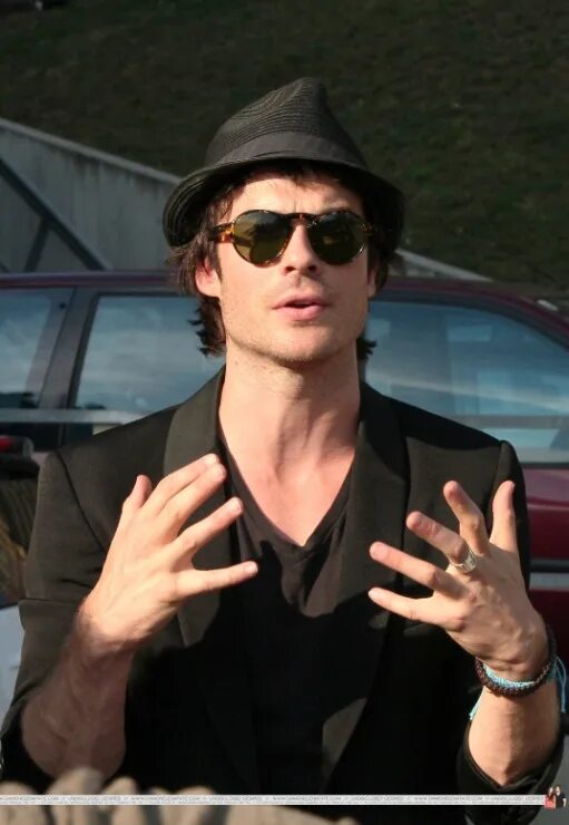 йен сомерхолдер фото в полный рост в хорошем качестве. 17 йен. иэн хардинг. стефан сальваторе 4 сезон. гилберт, пол фото.