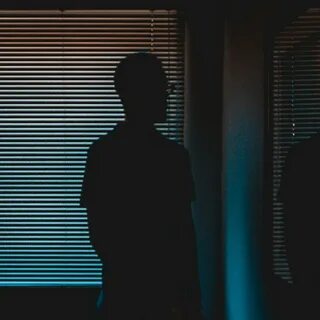 Все иностранцы задергивают