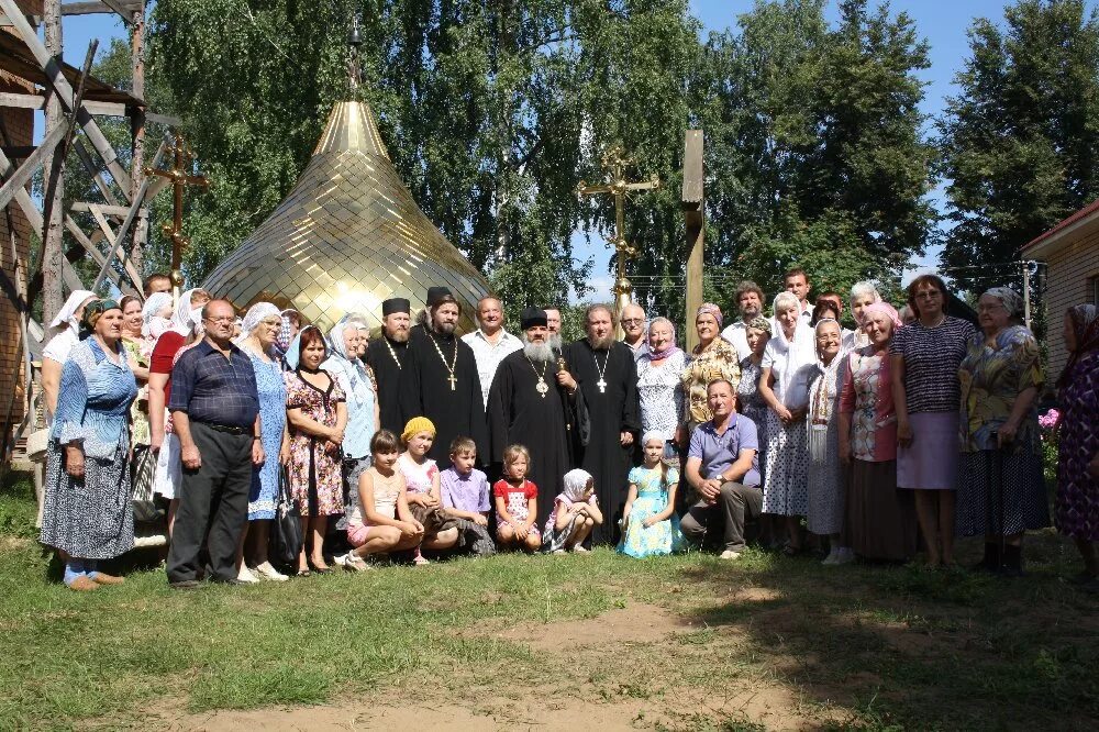 Охона новгородская область. Охона Пестовский район. Охона храм Святой Троицы.