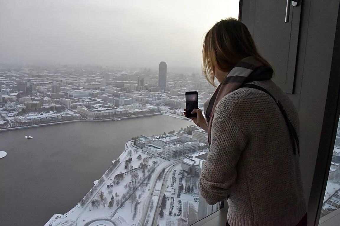 Оттепель екатеринбург. Оттепель екатеринбург. Москва река зимой. Потепление в екатеринбурге. Екатеринбург март.