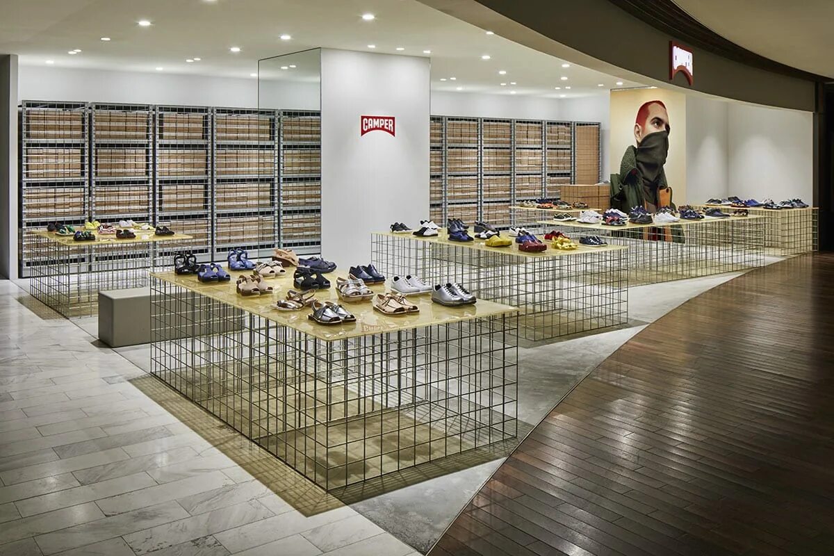 гипермаркет мебели. дизайнерский магазин для интерьера. Building store inside. магазин интерьер в грязях. тц уют новороссийск.