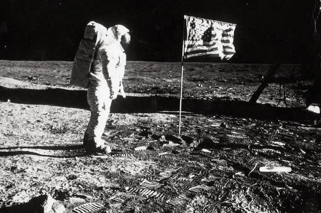 1969 Первый человек на Луне. Armstrong on the moon