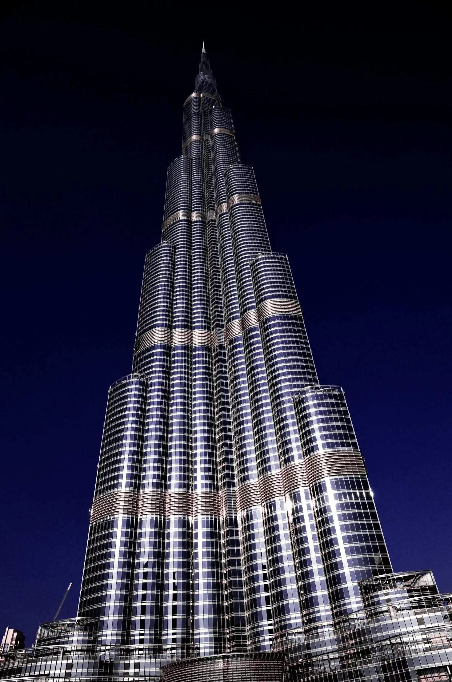 Бурчи халиф. Бурдж-Халифа Дубай. Башня Бурдж Халифа в Дубае. Дубай здание Бурдж Халифа. Небоскрёб в Дубае Бурдж.