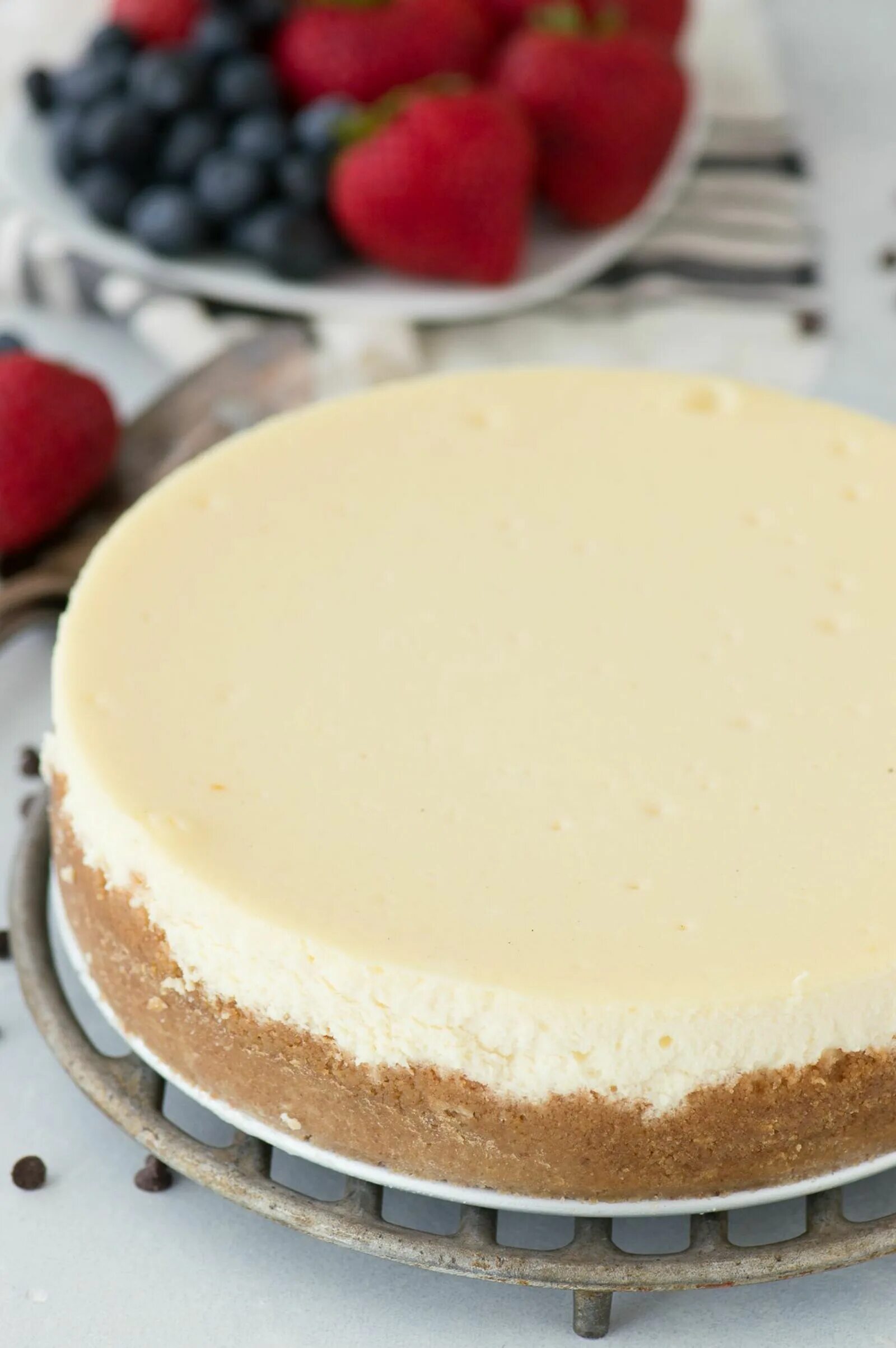 Чизкейк Нью-Йорк классический. Чизкейк / Cheesecake. Чизкейк Нью Йорк домашний. Chizkeyk retsepti чизкейк. Из чего делают чизкейк