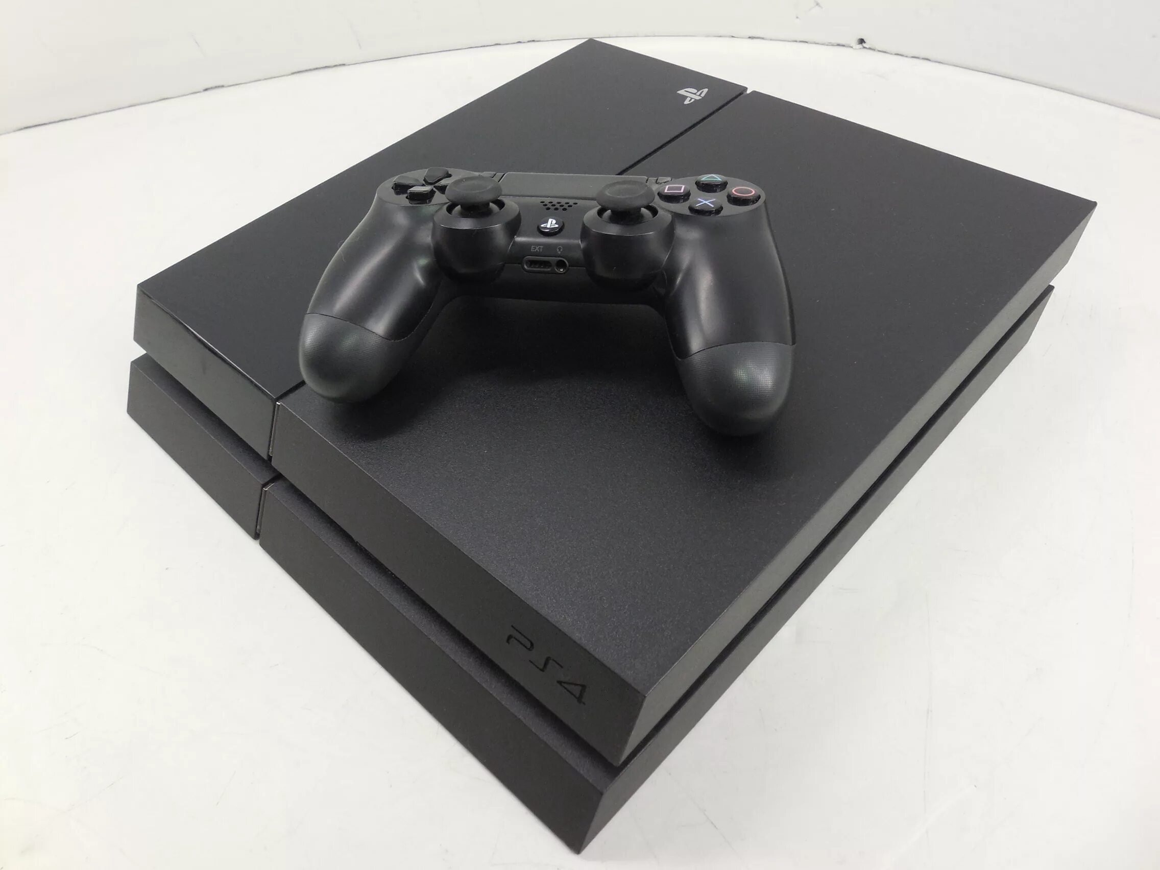 Ps4 купить красноярск. Sony PLAYSTATION 4 ps4. Sony PLAYSTATION 4 fat 500gb. Ps4 Slim 500gb. Пс4 фат 500 ГБ.