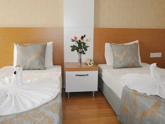 Blue fish hotel 4 фото. Blue fish 4*конаклы, алания. Турция отель блю фиш 4 звезды. Блю фиш отель турция. Blue fish 4*конаклы, алания.