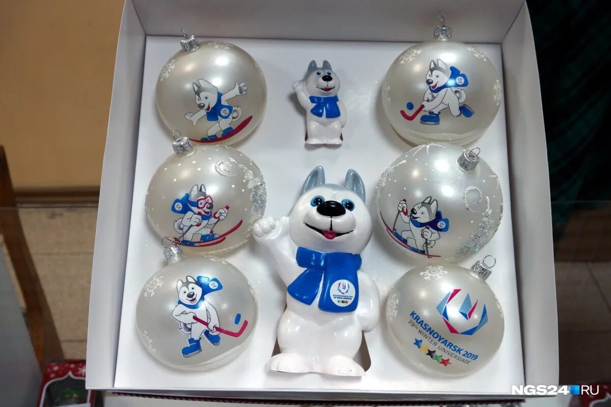 сувениры из красноярского края. сувенирная лавка фабрика игрушек. сувениры из сибири. популярные сувениры. сувениры красноярском.