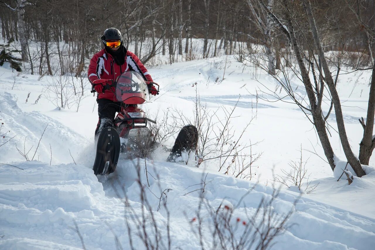 Www snowmobile ru. Лось легающий снегоходчика. Снегоходчики капают. Снегоходчика прикол. Шерстяные трусы для снегоходчиков.