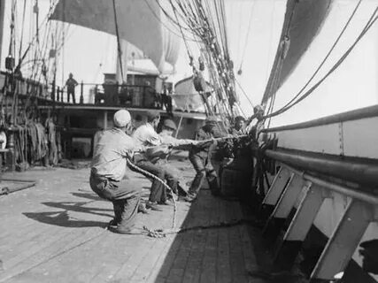 Sea sailors