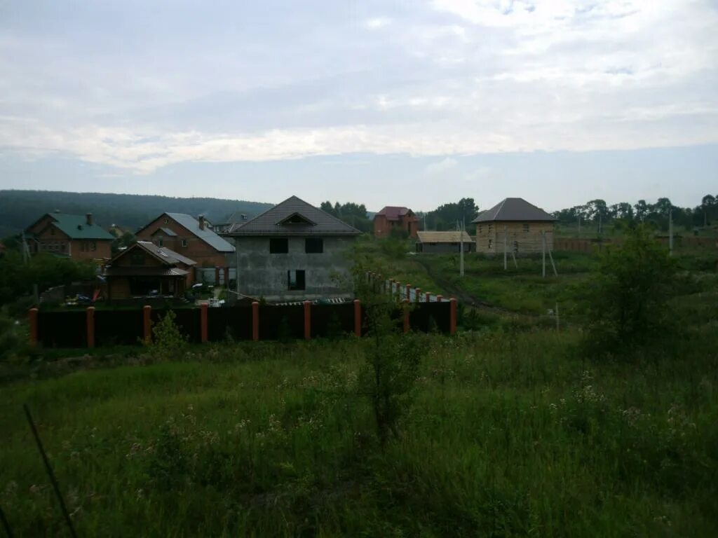 Посёлок металлург новокузнецк. Поселок металлургов. Загорск. Коттеджный поселок загорский новокузнецк. Пос металлургов новокузнецк.