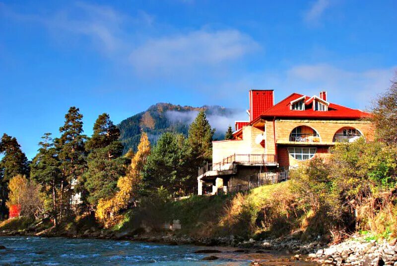 Пансионат в архызе красная скала. Пансионат скала архыз. Пансионат скала архыз. Красная скала архыз бассейн. Гостиница красная скала архыз.