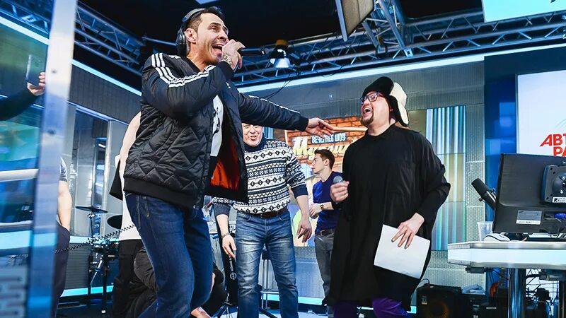 шура костюшкин. на стиле костюшкин песня. костюшкин караочен. на стиле костюшкин песня. шура на стиле 90-х.