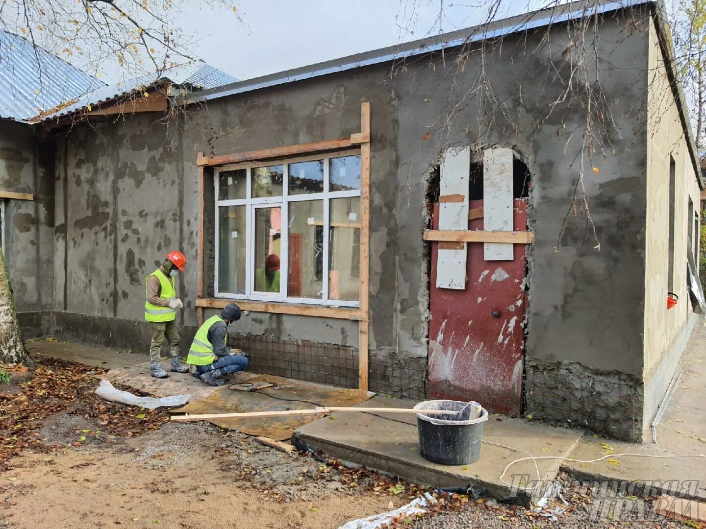 Погода в коммунаре гатчинского. Реновация детского сада. Детский сад Коммунар. Детский сад 35 Коммунар Гатчинский район. Детский сад 42 Коммунар Гатчинский район.