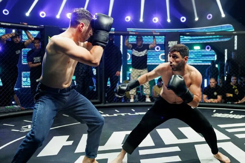 Ли реванш. Ли реванш. Ли реванш. Ли реванш. Как тренируется харитонов.